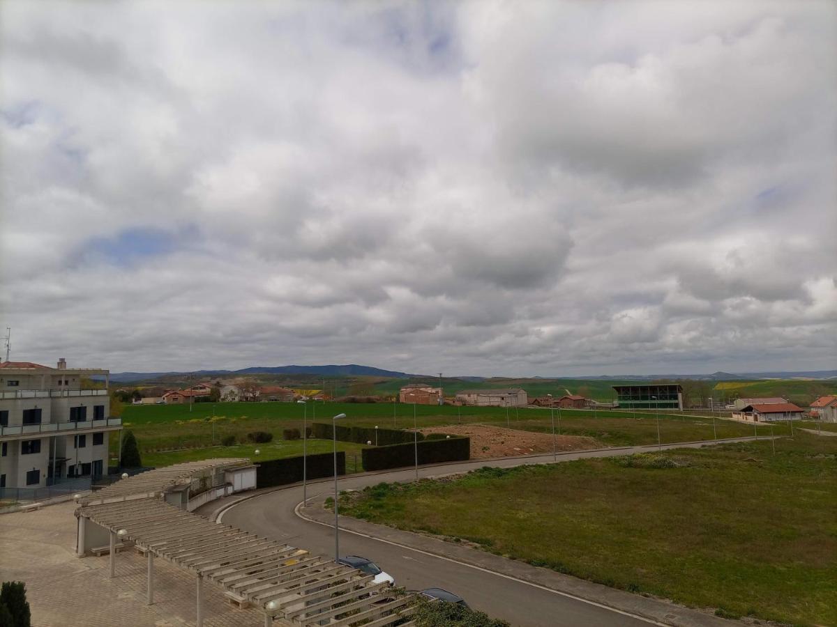 Apartamento Golf Buenas Vistas Cirueña エクステリア 写真