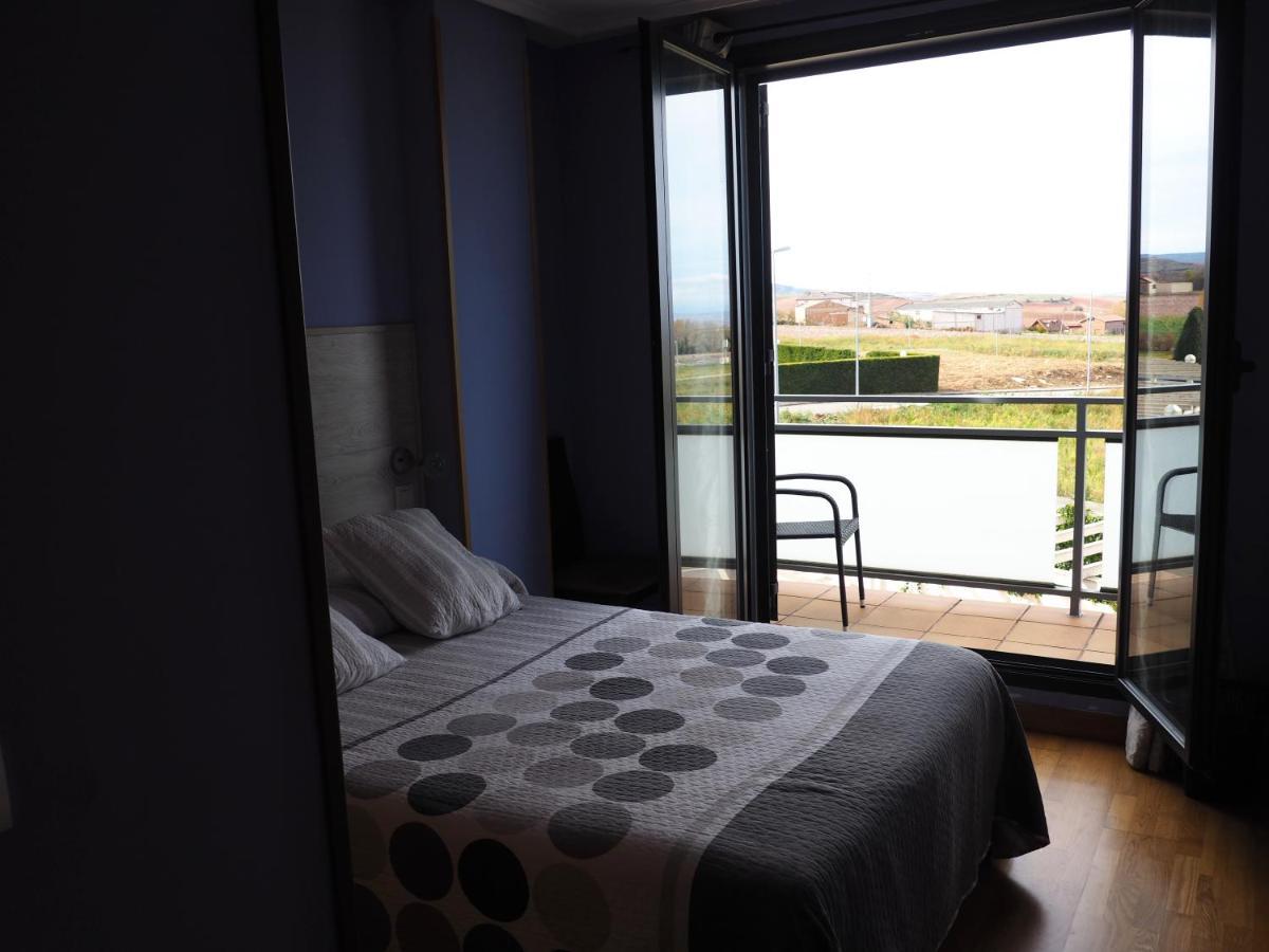 Apartamento Golf Buenas Vistas Cirueña エクステリア 写真